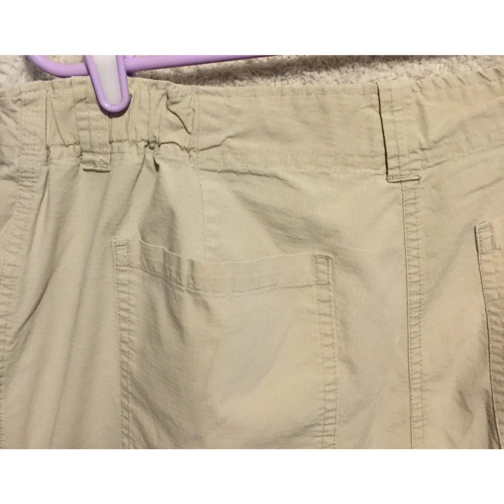 Additions by Chicos capris Ripstop size 2 - Picture 4 of 10
